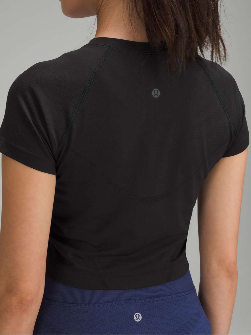 Lululemon Swiftly Tech Cropped Short-Sleeve Shirt 2.0 in Black Size 10 - Picture 2 of 13